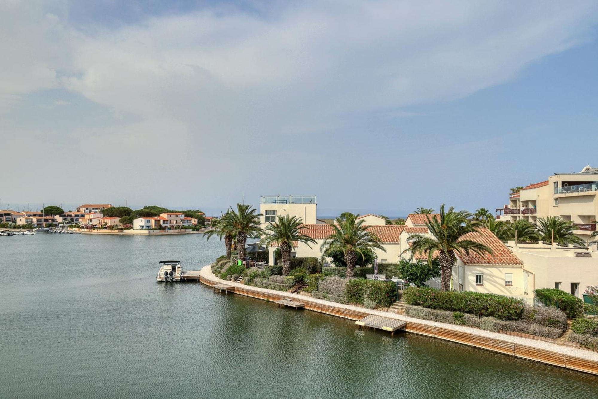 Fare Laurent Saint-Cyprien  Exterior foto